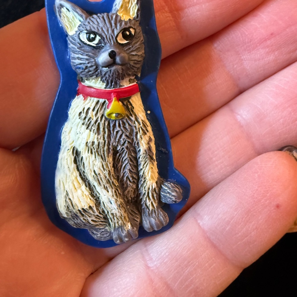 Quacker Factory Cat Button Covers - Picture 2 of 10